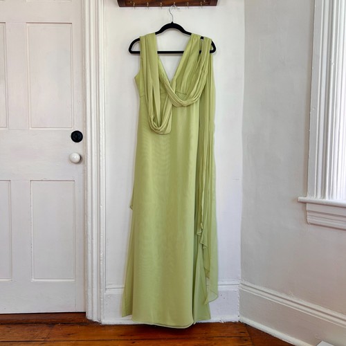 Vera wang sage green maxi - green,