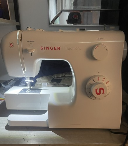 Singer tradition 2250 sewing - tradition,