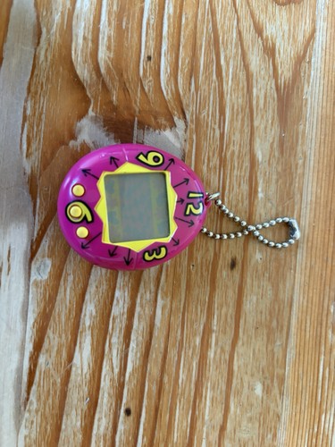 Bandai 1997 pink - 1997,