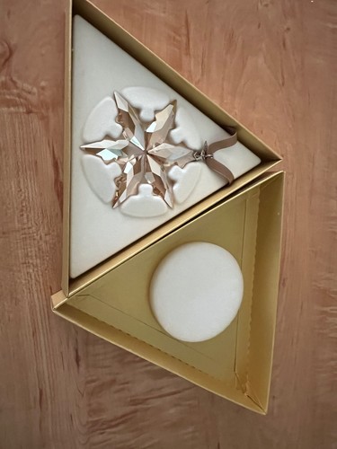 Swarovski crystal star scs - crystal,