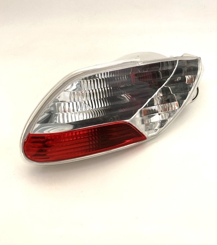 Piaggio mp3 rear light - r/h,