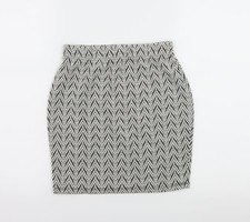 Select Womens White Geometric