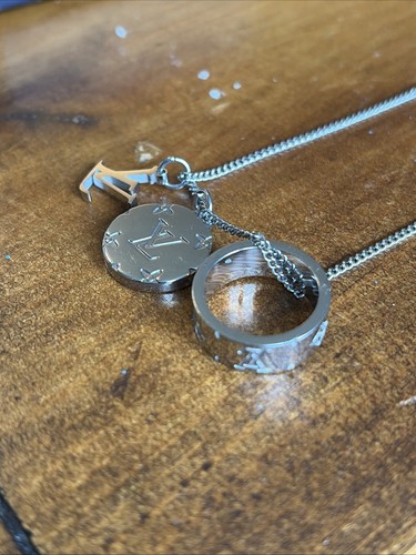 Louis vuitton ring - vuitton, necklace