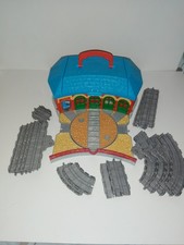 THOMAS & FRIENDS TAKE N PLAY TIDMOUTH SHEDS & TRACK TANK ENGINE LEARNING CURVE 