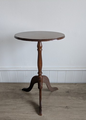 Vintage wooden tripod - vintage,