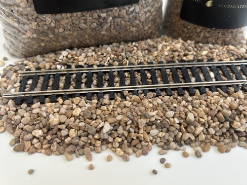 Scenic aggregates and sands - aggregates, |