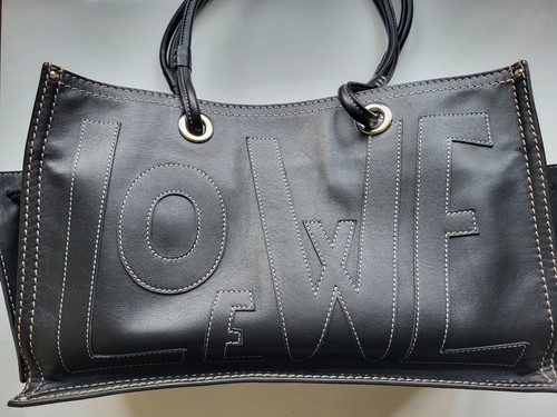 Loewe anagram love logo - loewe,