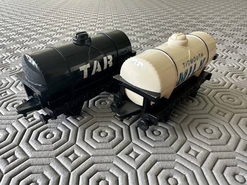 Tar and milk - and, 2x