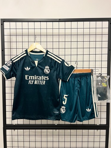 Real madrid kids football - kids,