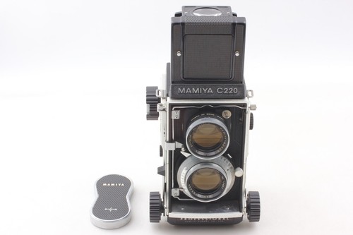 Cla near mint mamiya c220 - cla'd,