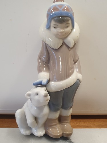 Rare lladro eskimo boy - eskimo,