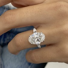 Oval Diamond Ring VS1 E IGI