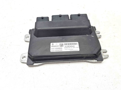Renault clio mk5 hybrid - renault,