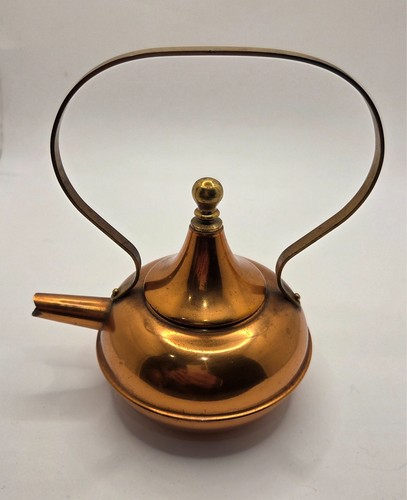 Mid century vintage miniature - mid,