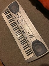 Yamaha PSR S900 Digital Keyboard