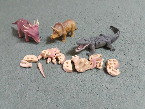 Dinosaur and crocodile 3d - and,