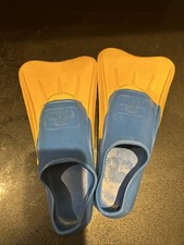 Training Swim training Fins Flippers short  Size UK 6