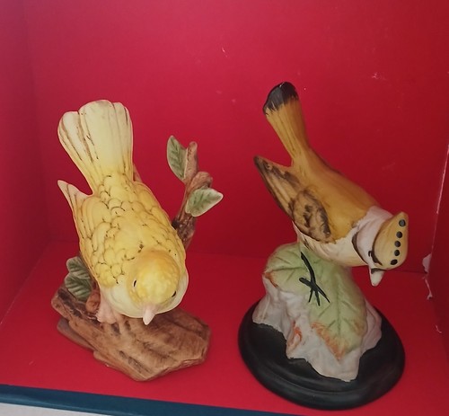 Vintage porcelain yellow - 2,