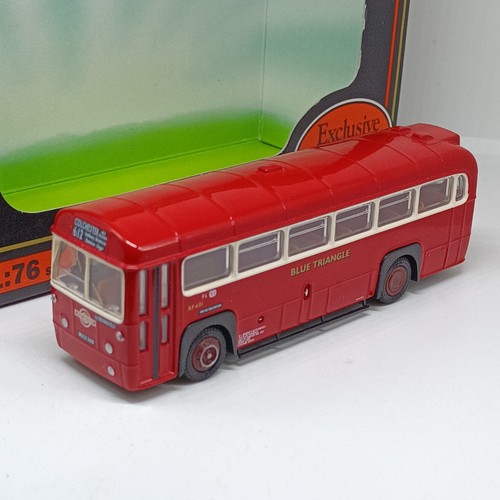 Efe aec bus blue triangle - aec,