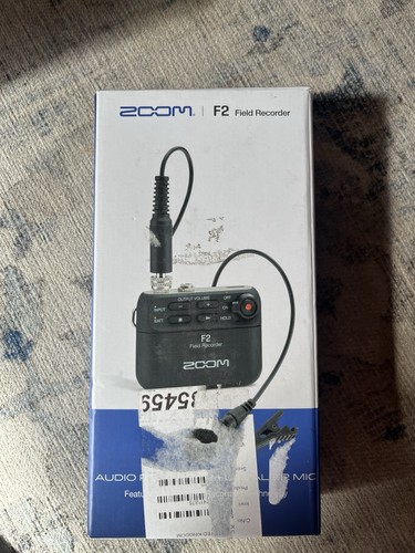 Zoom field recorder with - field,