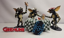Display props for gremlins