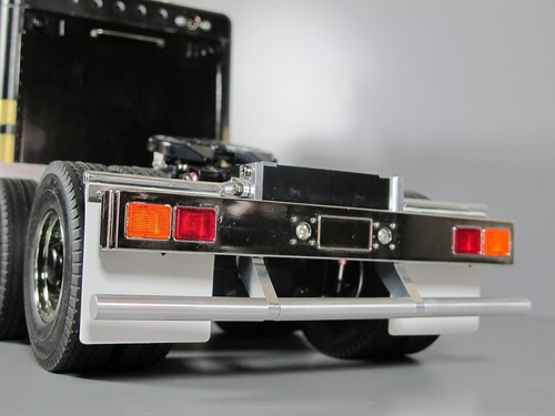 Aluminum rear bumper - aluminum,