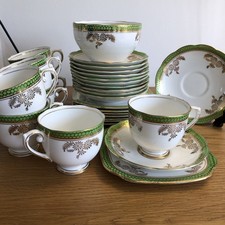 Roslyn Bone China Tea Set 8