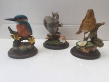 SET OF 3 COUNTRY ARTISTS