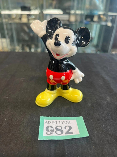 Disney waving mickey mouse - waving,
