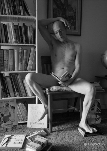 Nude male art model