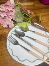 Chic Wooden Handle Cutlery Set