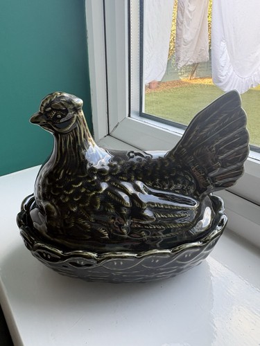 Vintage portmeirion hen on - vintage, "hen