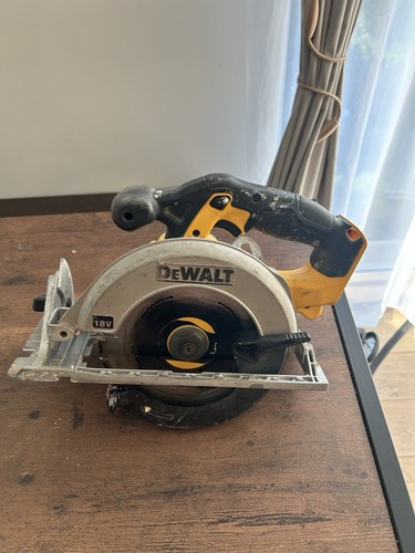 Dewalt skill saw - dewalt,
