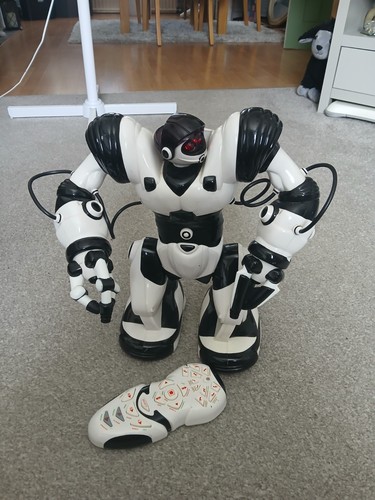 Wowwee 2004 robosapien inch - robosapien,