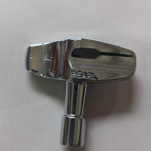 Used pearl drum key - pearl,