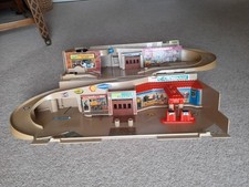 Hot Wheels "STO-N-GO" Service Centre Folding Playset Garage Vintage 1979 Mattel