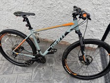 Giant talon 3 29er mountain