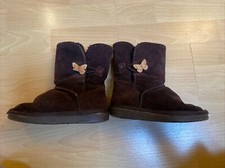 Girls Fuzzy Boots, Dark Brown