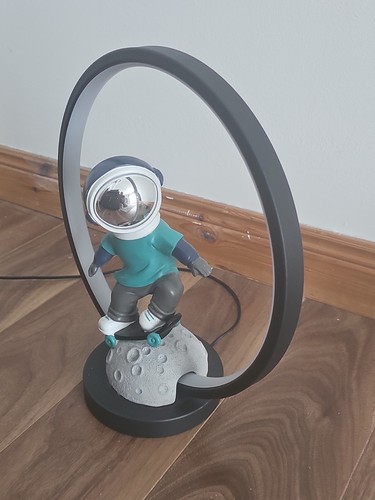 Astro skate bedside lamp - skate,