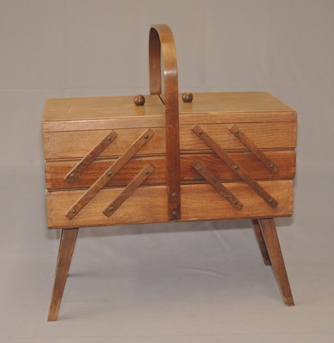 Wooden tier cantilever - 3,