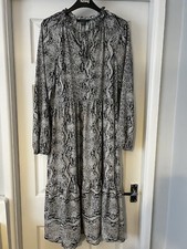 Primark snake print design midaxi long sleeve milk maid style dress size 10