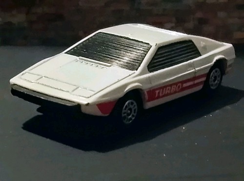 Vintage corgi 007 james - corgi,