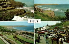 Filey : Vintage Postcard.