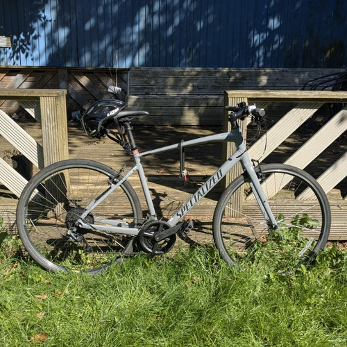 Specialized sirrus hybrid bike - hybrid,