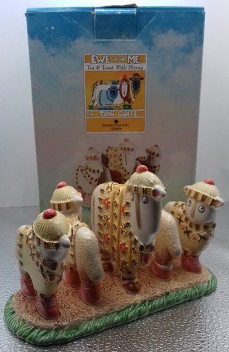 Border fine arts ceramic - arts,