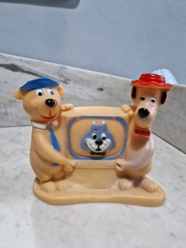 Vintage 1960s jogi bear - vintage,