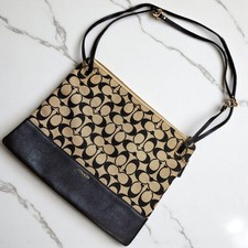 COACH shoulder bag signature
