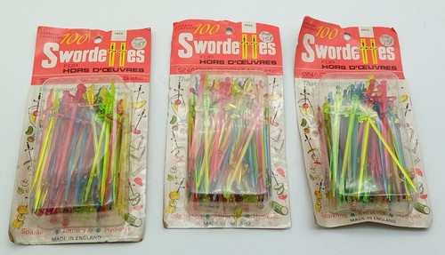 Vintage 1970 swordettes - 1970's,