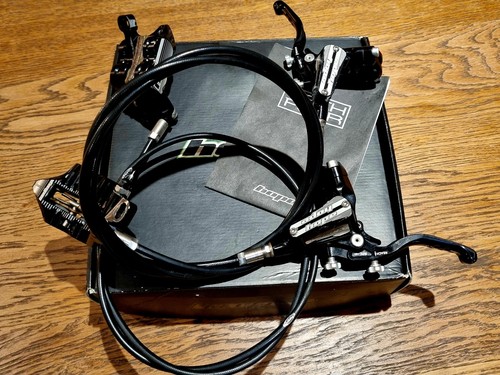 Hope tech v4 brakes - tech,