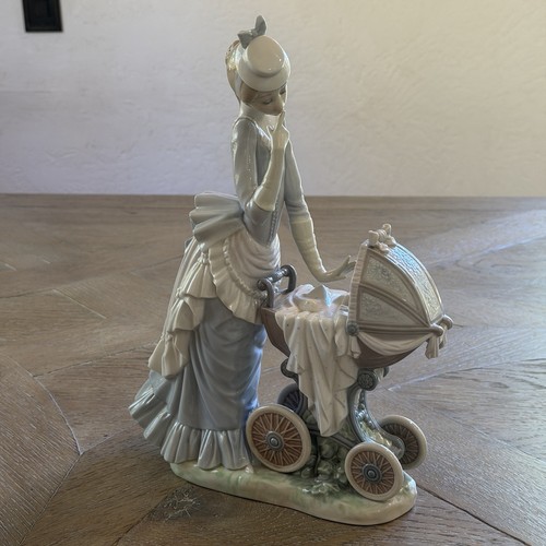Lladro 4938 baby outing - lladro,